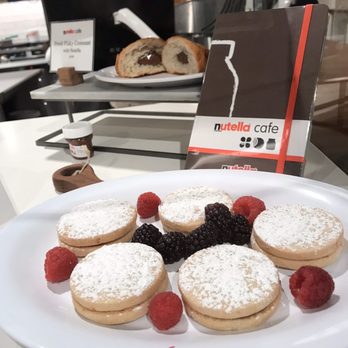 Nutella Cafe - Desserts Near Me - Chicago, Illinois