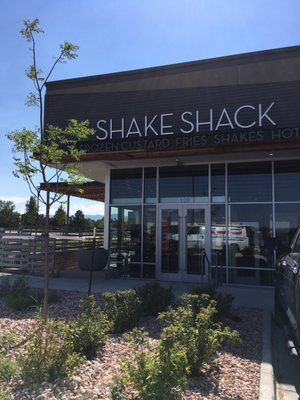 Shake Shack Highlands Ranch by null
