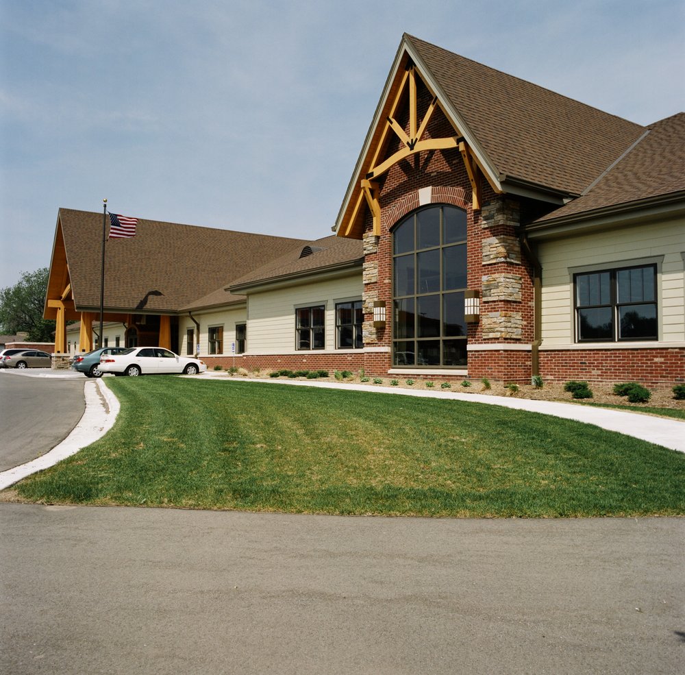 WAUNAKEE VILLAGE CENTER Updated September 2024 333 S Madison St