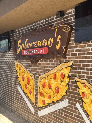 SOLORZANO’S PIZZERIA - 17 Photos & 14 Reviews - 204 Pine Mountain Rd