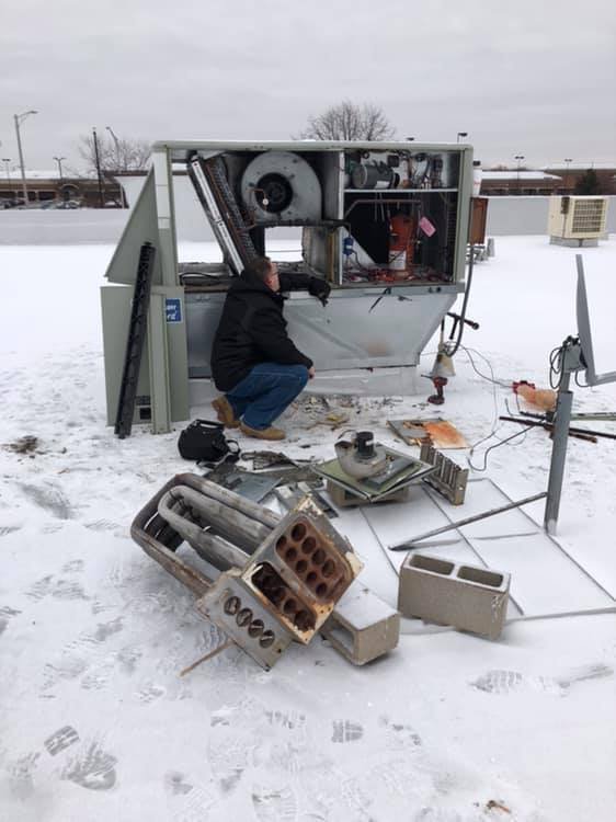 Slide of Com24 Heating And Air Conditioning