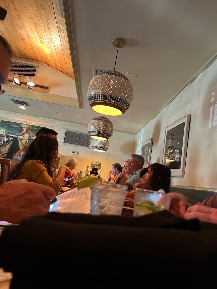 Huisache Grill