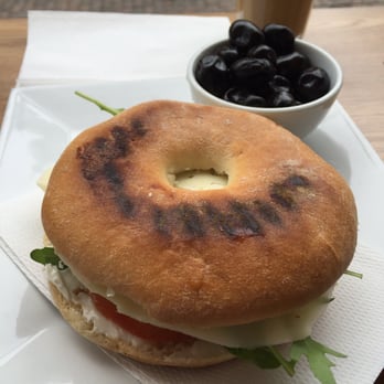 Doppio - Veg bagel - Coffee & Tea Near Me - Göteborg, O