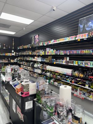 Centerpiece Smoke Shop