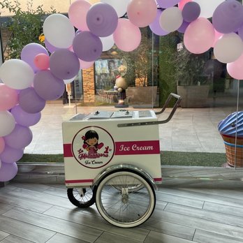 La Michoacana 1st - Cute ice cream cart display - Ice Cream & Frozen Yogurt Near Me - Anaheim, California La Michoacana 1st - Cute ice cream cart display - Ice Cream & Frozen Yogurt Near Me - Anaheim, California