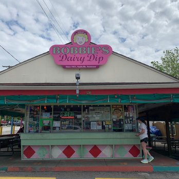 Bobbie's Dairy Dip - Ice Cream & Frozen Yogurt Near Me - Nashville, Tennessee