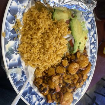 Mariscos San Juan 2 - Shrimp and octopus deviled/ camarones y pulpo a la Diabla - Seafood Near Me - San Jose, California Mariscos San Juan 2 - Shrimp and octopus deviled/ camarones y pulpo a la Diabla - Seafood Near Me - San Jose, California