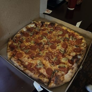 Red Rose - Pepperoni Pie - Pizza Near Me - Springfield, Massachusetts