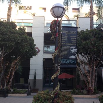 Encino Town Center - Shopping Centers Near Me - Encino, California
