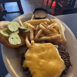 No bottle burger with cheese and pickles only