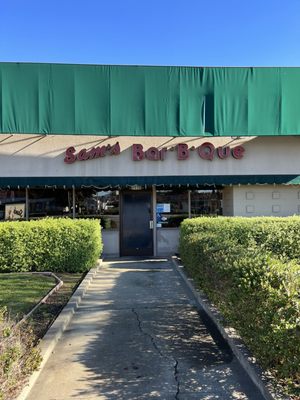 Sam's Bar-B-Que by null