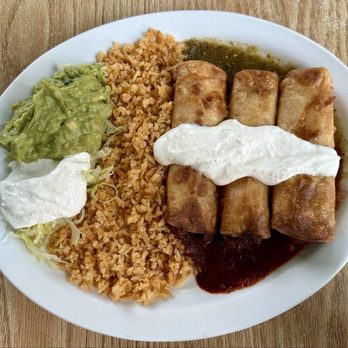 El Michoacano Mexican Restaurant - Chicken Flautas with Bandera Sauce - Mexican Near Me - Del Valle, Texas El Michoacano Mexican Restaurant - Chicken Flautas with Bandera Sauce - Mexican Near Me - Del Valle, Texas
