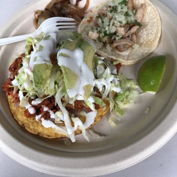 El Rey Del Taco - Spicy pork tostada and chicken taco, all for only $4.25!! - Food Trucks Near Me - Seattle, Washington El Rey Del Taco - Spicy pork tostada and chicken taco, all for only $4.25!! - Food Trucks Near Me - Seattle, Washington