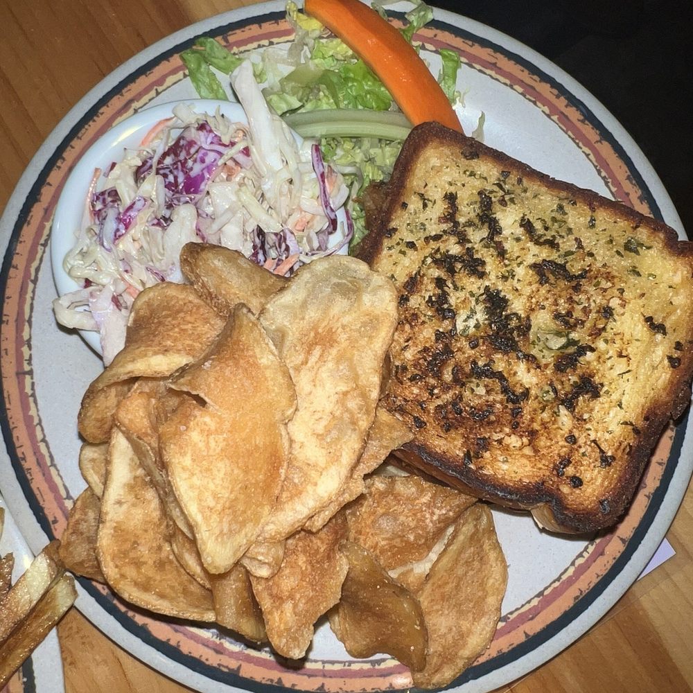 The Grateful Skier - Brisket sandwich - Burgers Near Me - Lincoln, New Hampshire