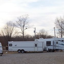 Antlers Ez Storage and RV Park - Full RV Hookups