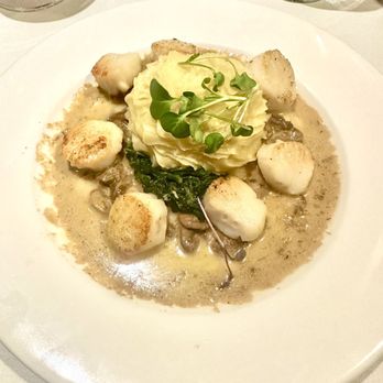Shadowbrook - Scallops with Mashed Potatoes - American Near Me - Capitola, California Shadowbrook - Scallops with Mashed Potatoes - American Near Me - Capitola, California