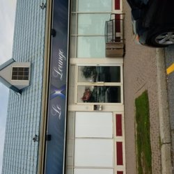 Le X Lounge