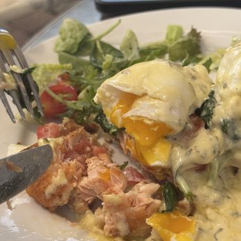 Claire's On Cedros - Salmon Benny - Breakfast & Brunch Near Me - Solana Beach, California