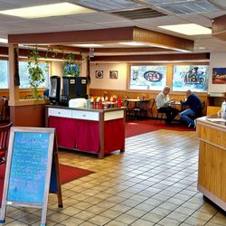 Kojak's House of Ribs - Dining Area