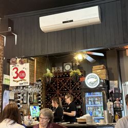 Pasta Max Cafe - Bar area workstation