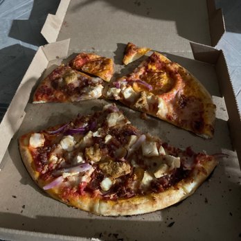 Blaze Pizza - Salad Near Me - Las Vegas, Nevada