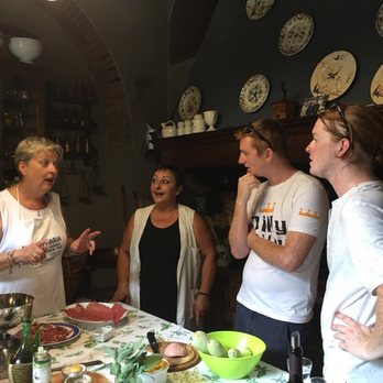 Truffle Hunter - Food Tours Near Me - Florence, FI