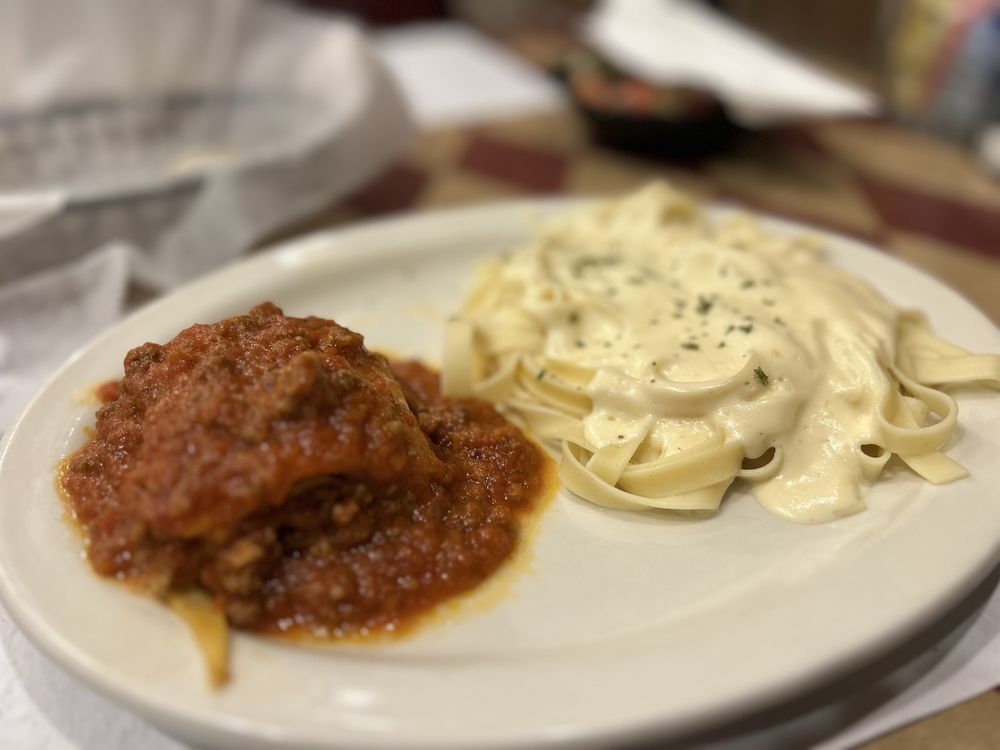 Colombo’s Restaurant