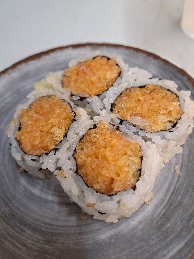 Kawa Revolving Sushi