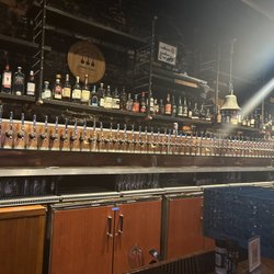 The Social Bar + Kitchen - Bar has plenty of beers on tap!