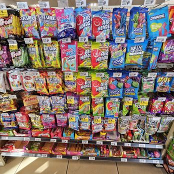 7-Eleven - Snacks - Convenience Stores Near Me - Northridge, California