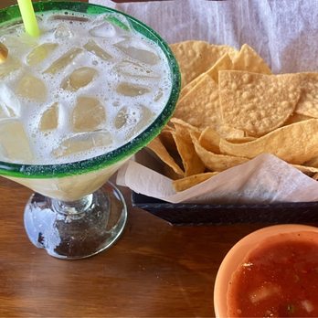 Rio Bravo Tacos & Tequila - Chips and salsa and banana margarita - Cocktail Bars Near Me - Leominster, Massachusetts Rio Bravo Tacos & Tequila - Chips and salsa and banana margarita - Cocktail Bars Near Me - Leominster, Massachusetts