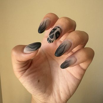 Ugly Nails - Halloween skull set - Nail Technicians Near Me - San Jose, California Ugly Nails - Halloween skull set - Nail Technicians Near Me - San Jose, California