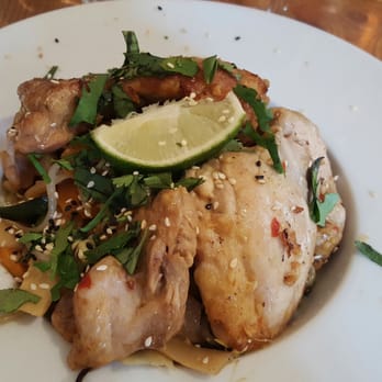 Le Velo Sentimental - Poulet à l'asiatique - French Near Me - Toulouse, 31