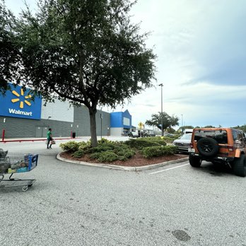 Walmart Supercenter - No signs. Grocery or Home and pharmacy - Department Stores Near Me - Kissimmee, Florida Walmart Supercenter - No signs. Grocery or Home and pharmacy - Department Stores Near Me - Kissimmee, Florida