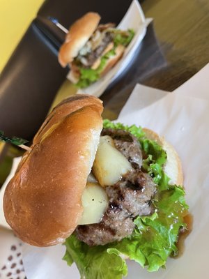 Mr Lu's Burgers & Seafood by null