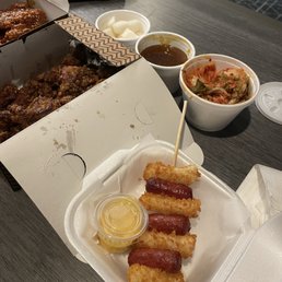 Rice cake sausage skewer