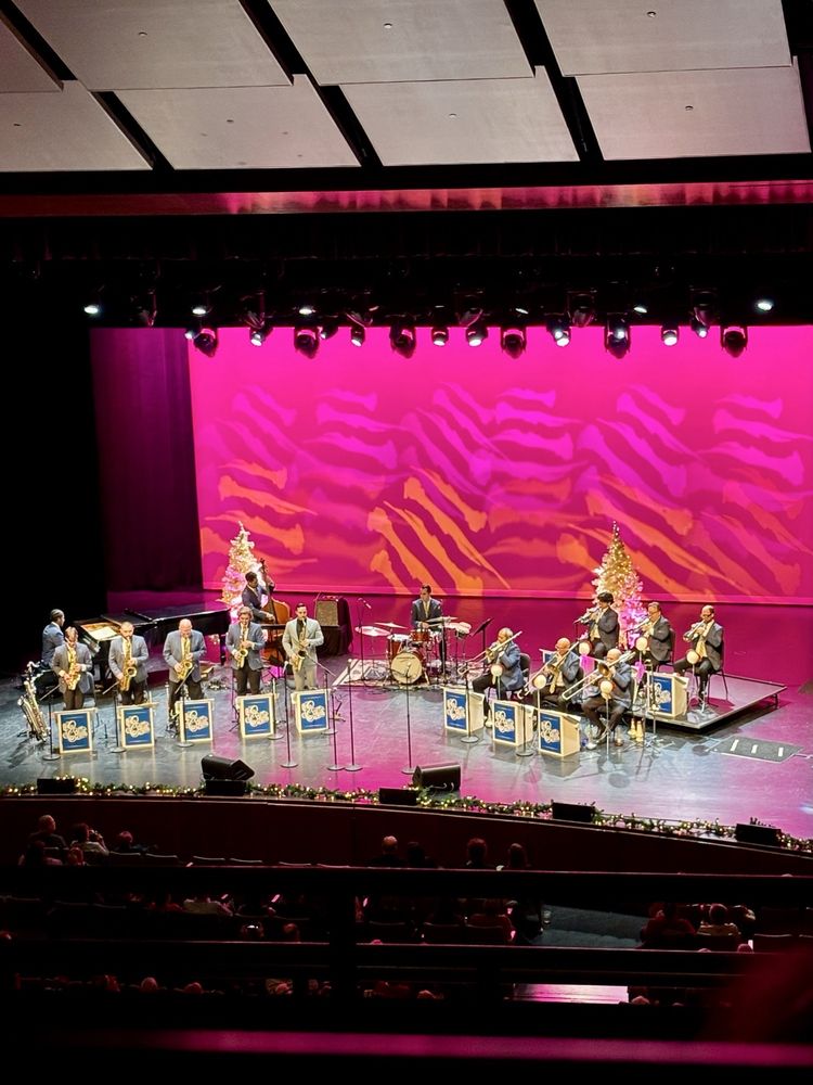 Social spots from H. Ric Luhrs Performing Arts Center