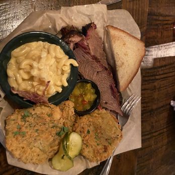 Southern Craft BBQ - Brisket, Mac & Cheese, fried tomatoes. - Barbeque Near Me - Bristol, Virginia Southern Craft BBQ - Brisket, Mac & Cheese, fried tomatoes. - Barbeque Near Me - Bristol, Virginia