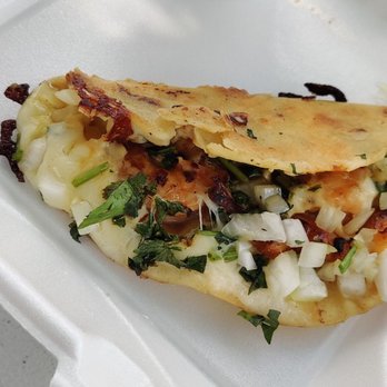 Quesa Loco - Latin American Near Me - Orlando , Florida