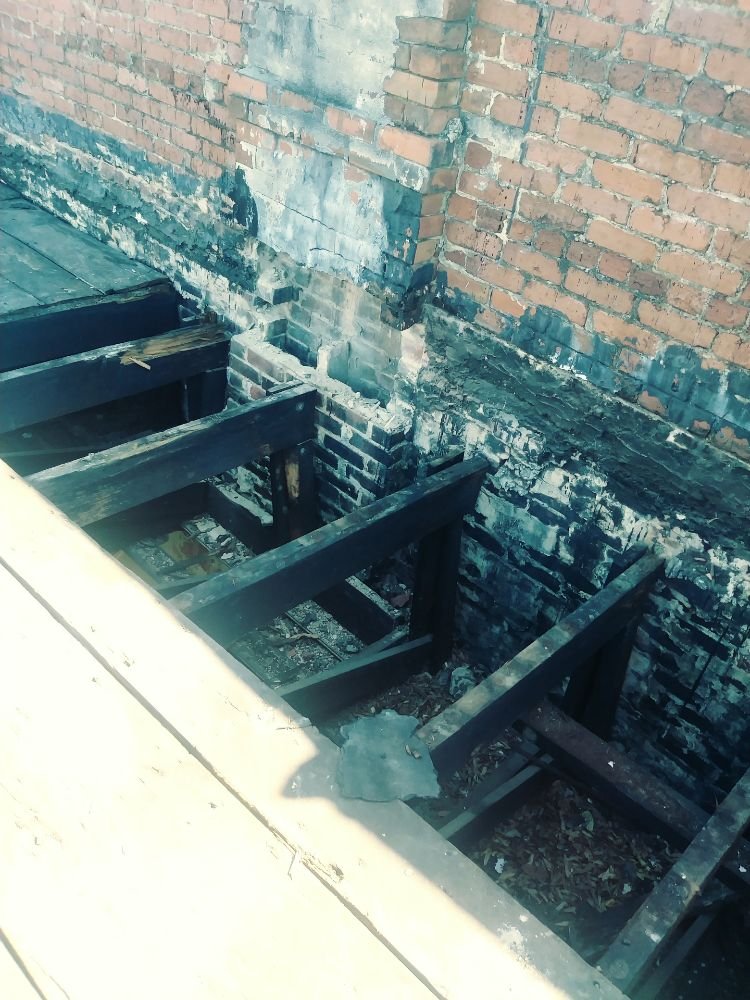 Slide of Amigo Roofing