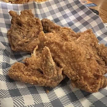 Cracker Barrel Old Country Store - Fried chicken - American Near Me - Sturbridge, Massachusetts