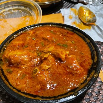 Tandoori Oven - Ch8cken vindaloo properly done - Indian Near Me - Vancouver, British Columbia Tandoori Oven - Ch8cken vindaloo properly done - Indian Near Me - Vancouver, British Columbia