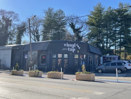 Vinyl Tap by null