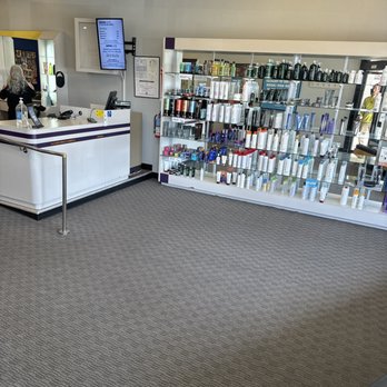 Supercuts - Empty lobby. Lady was extremely rude. - Hair Salons Near Me - Valencia, California Supercuts - Empty lobby. Lady was extremely rude. - Hair Salons Near Me - Valencia, California