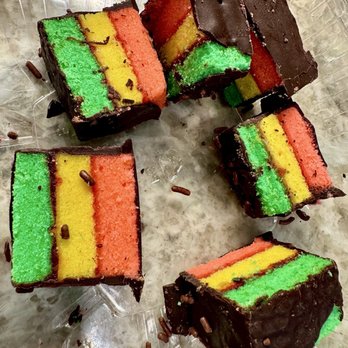 Pizza a Modo Mio - rainbow cookies - Pizza Near Me - Charleston, South Carolina