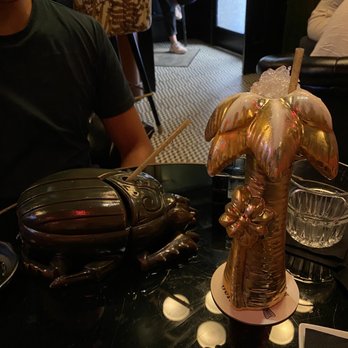 Salmón Gurú - Horus and tiki guru - Cocktail Bars Near Me - Madrid, M