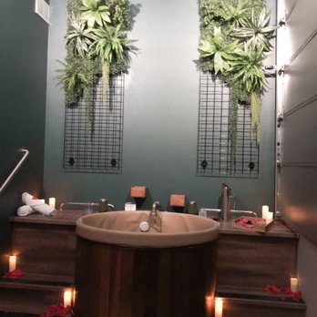 Oakwell Beer Spa - The Beer bath - Day Spas Near Me - Denver, Colorado Oakwell Beer Spa - The Beer bath - Day Spas Near Me - Denver, Colorado