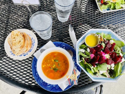 The Loyalist Market by null