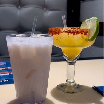 La Campana Mexican & Seafood Restaurant - Horchata & Margarita - Mexican Near Me - Orlando, Florida