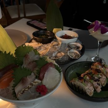 Janken - chef's choice sashimi, oysters, and salmon tacos - Japanese Near Me - Portland, Oregon